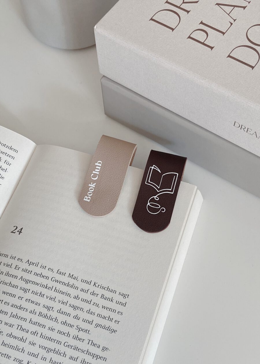 Everyday Magnetic Bookmark Beige